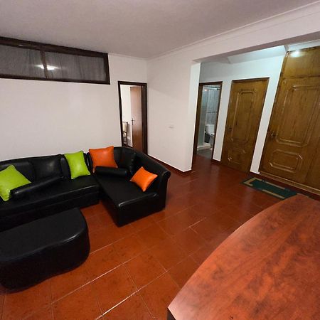 Alojamento Vila Flor Praia da Vitória Exteriör bild